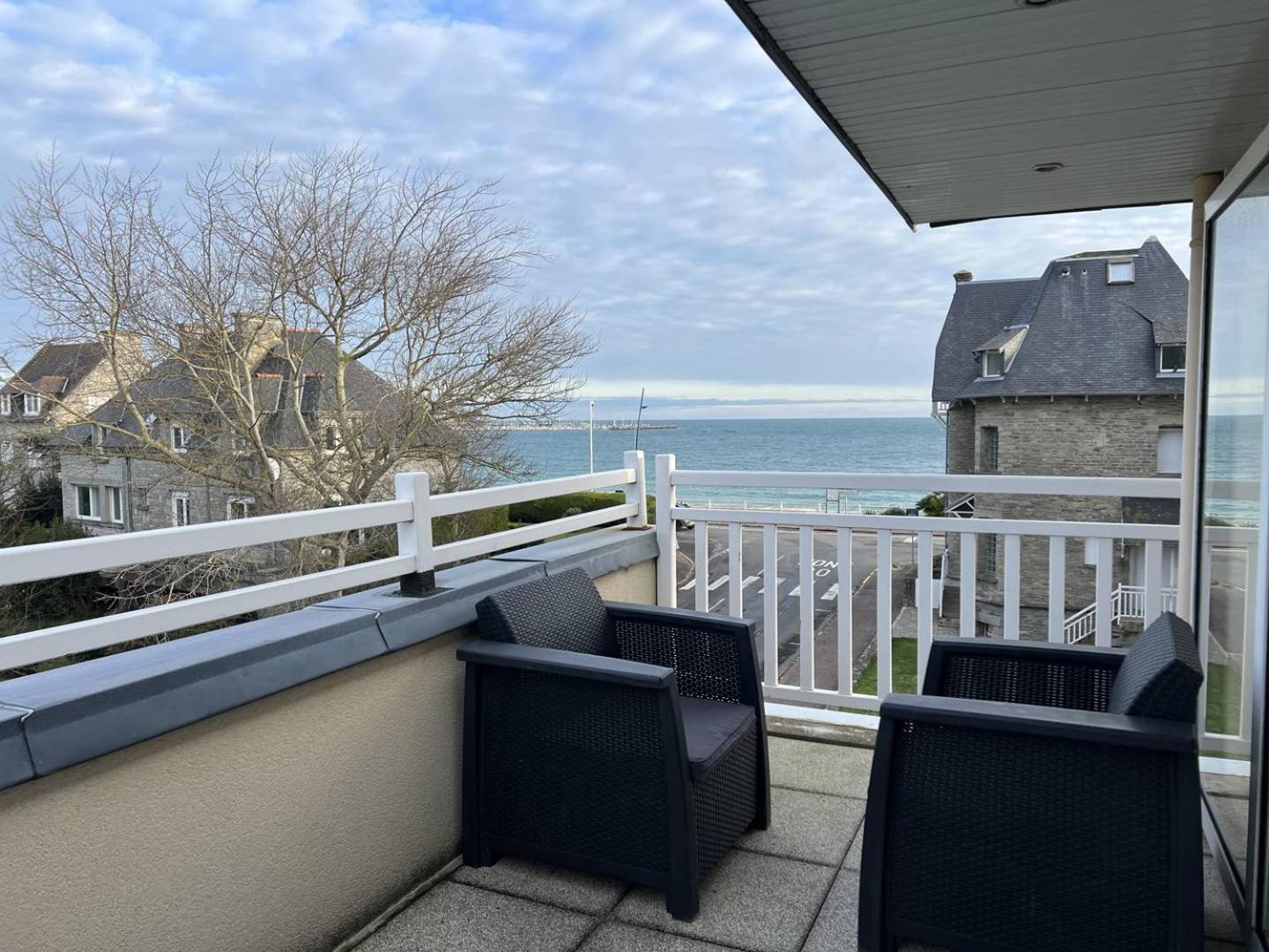 390 Appartement 3 Chambres Avec Vue Sur La Grande Plage De Saint-Cast La Garde  Exterior photo